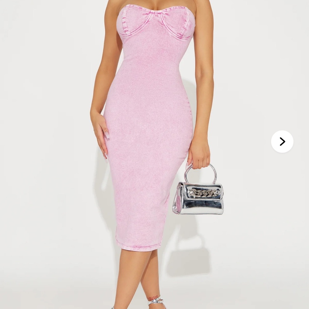Elegant Pink Strapless Dress